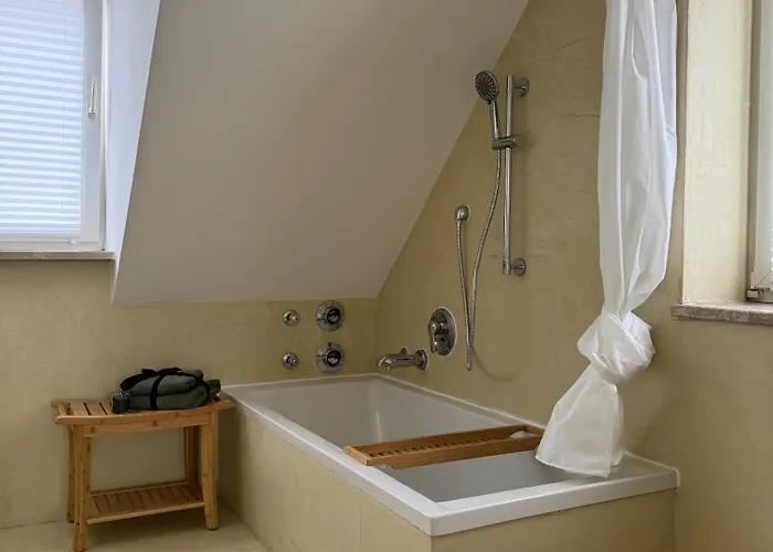 Boutique In Freising, Nahe Muenchen Und Flughafen Muenchen * Freising